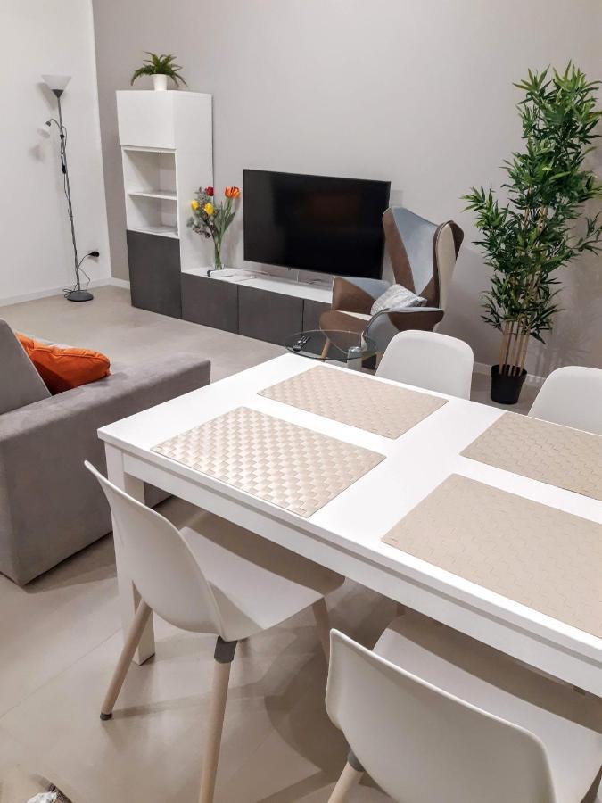 Suite Rent Milan 2 Bagian luar foto